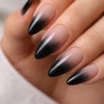 15 Black Ombre Almond Nails That Look Expensive