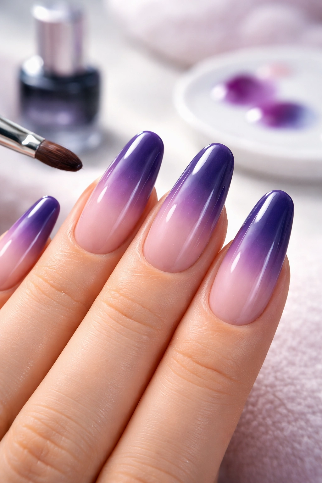 Nails with blooming gel halo blend creating soft gradient