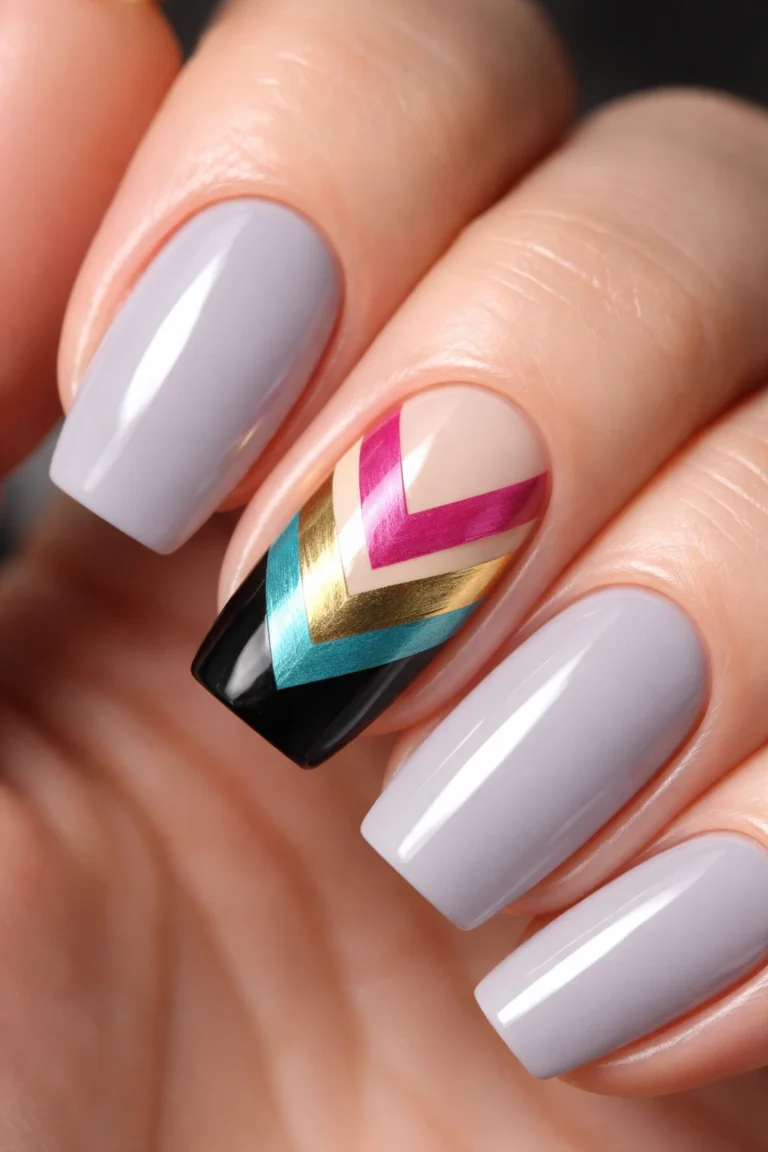 10 Geometric Nail Ideas You Can DIY