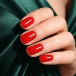 15+ Best Nail Colors to Wear With a Green Dress