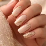 10 Cream and Gold Nails for a Soft Warm Pair