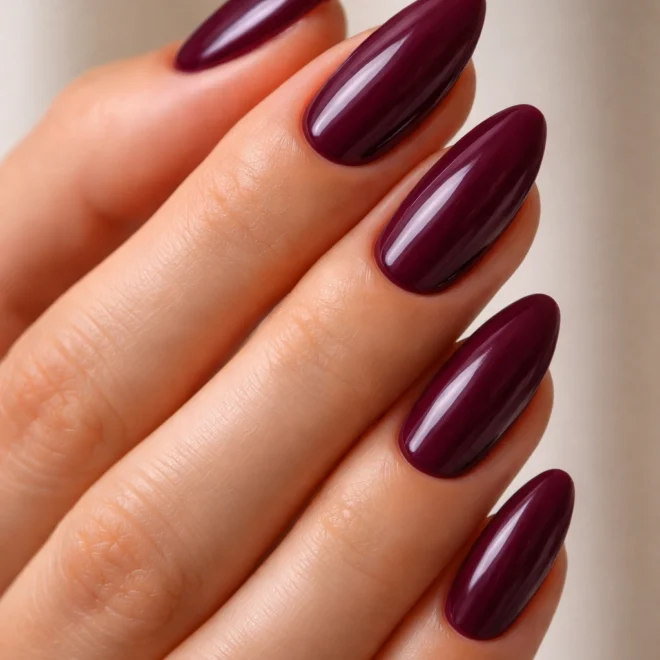 12 Almond Oval Nails for a Tapered Shape