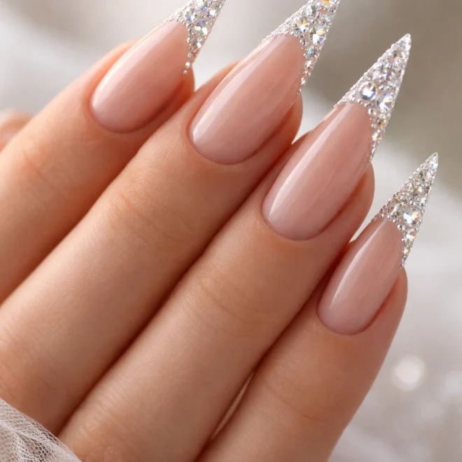 10 Glam Stiletto Nail Ideas