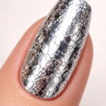 10 Foil Nail Art Ideas You Can DIY