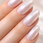 10 Oval Nail Ideas for a Feminine Shape