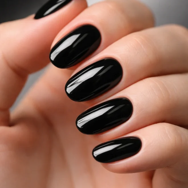 19 Sleek Black Short Oval Nail Ideas
