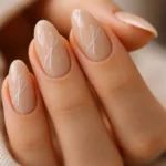 12 Short Monogram Almond Nails That Look Expensive
