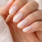 25 Classy Acrylic Short Oval Nails to Try