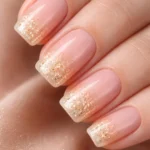 10 Short Squoval French Ombre Nails to Love