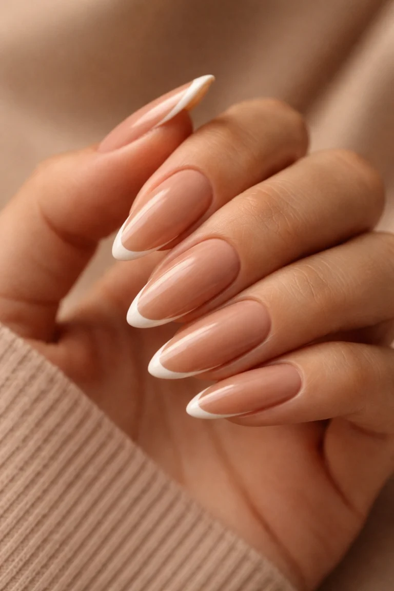 18 Long French Tip Almond Nails That Look Expensive