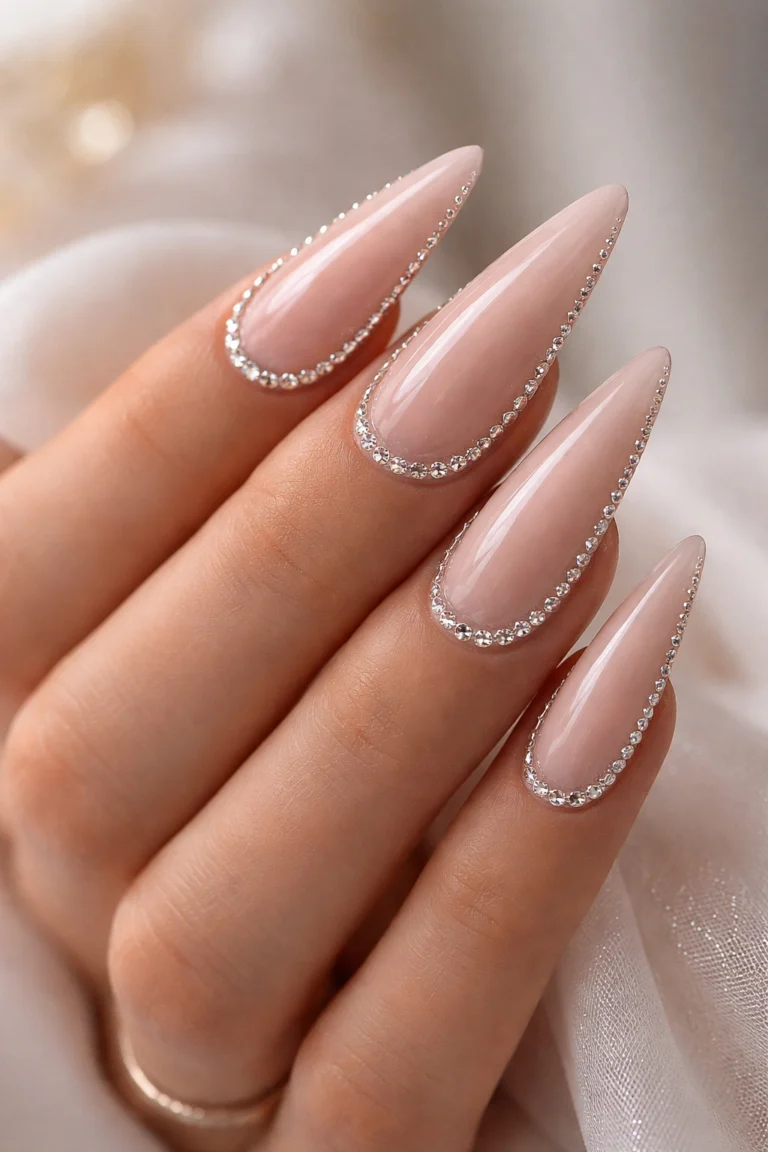 18 Stiletto Nail Ideas for a Wedding