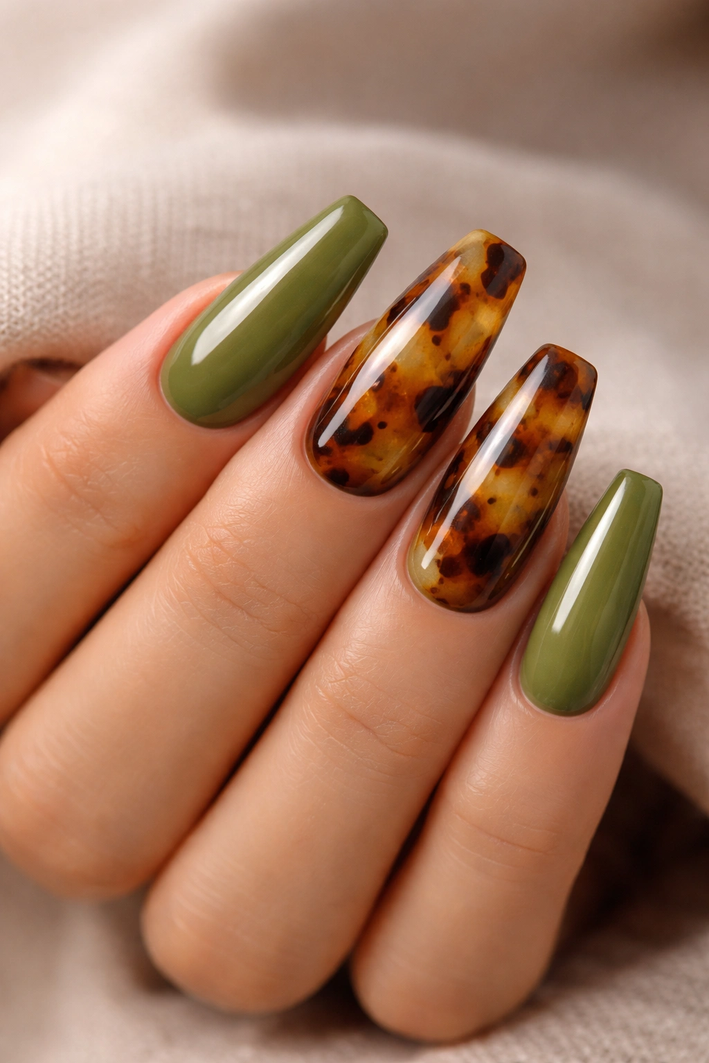 Olive green coffin nails with tortoiseshell pattern