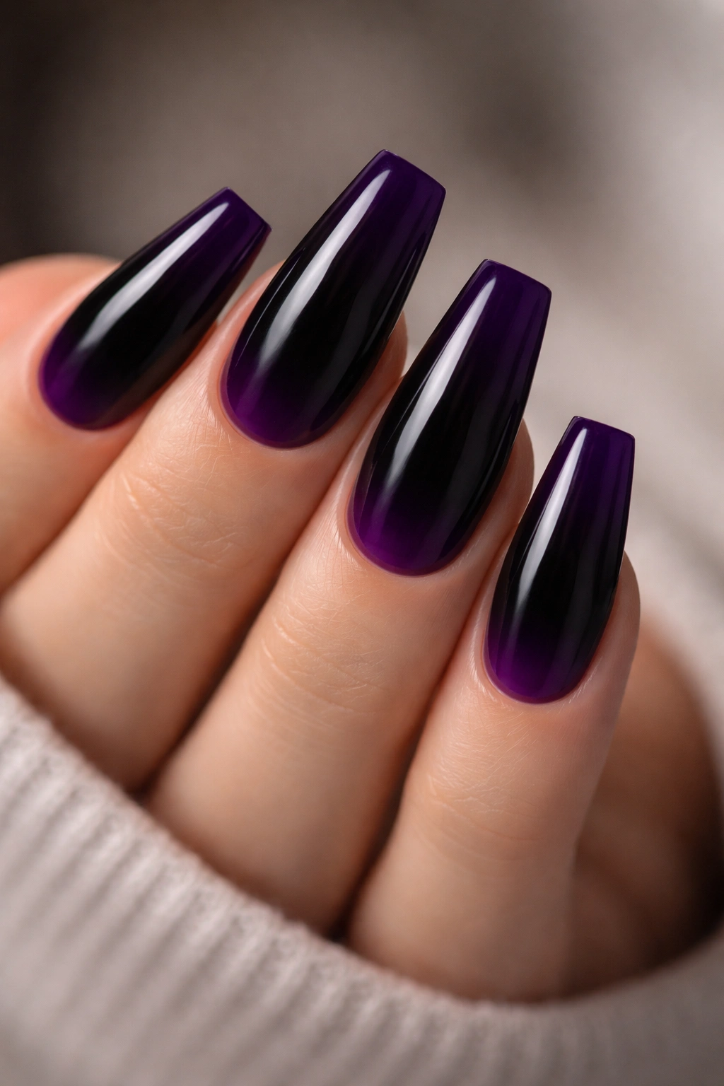 Coffin nails gradient from black to deep purple