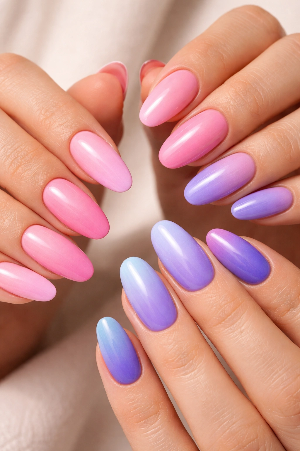 Two harmonious ombre gradients in pink and blue on nails