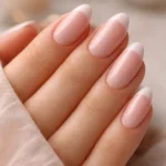 12 Short Almond Nails for an Engagement Party