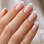 15 Short Almond Nails for a Wedding