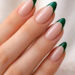 20 Emerald Green Almond Nail Ideas