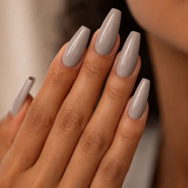 15 Grey Coffin Nails for a Cool Look