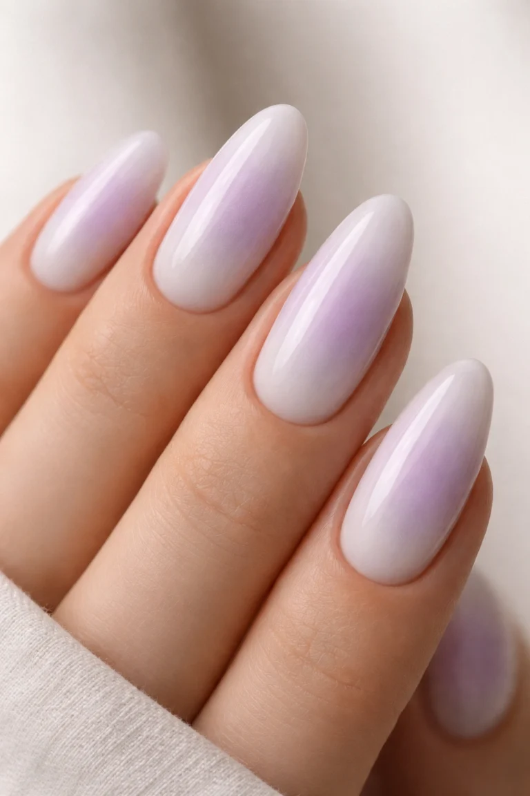 15 Aura Almond Nail Ideas With Soft Gradients