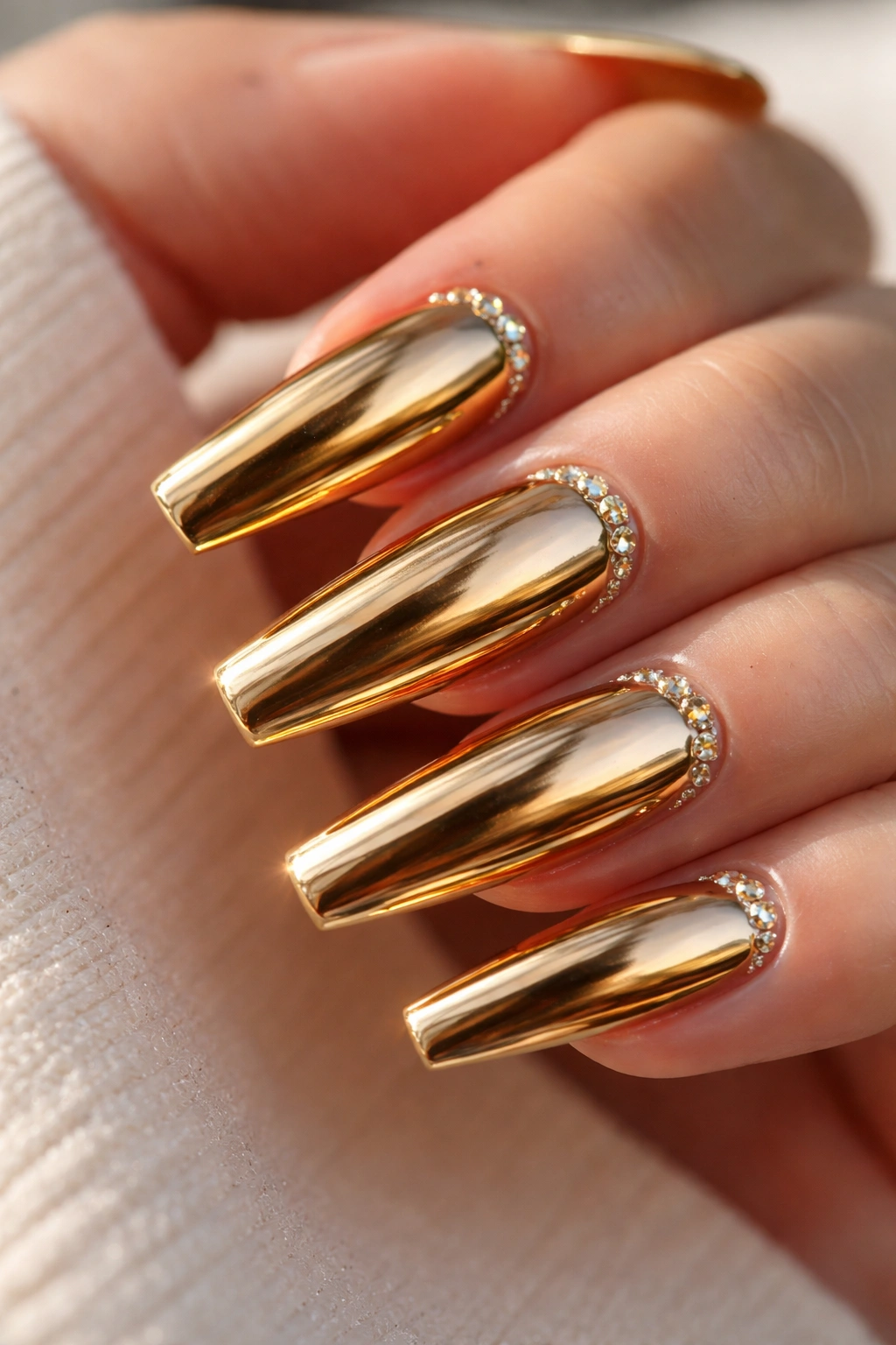 Coffin nails in molten gold chrome with small base crystals