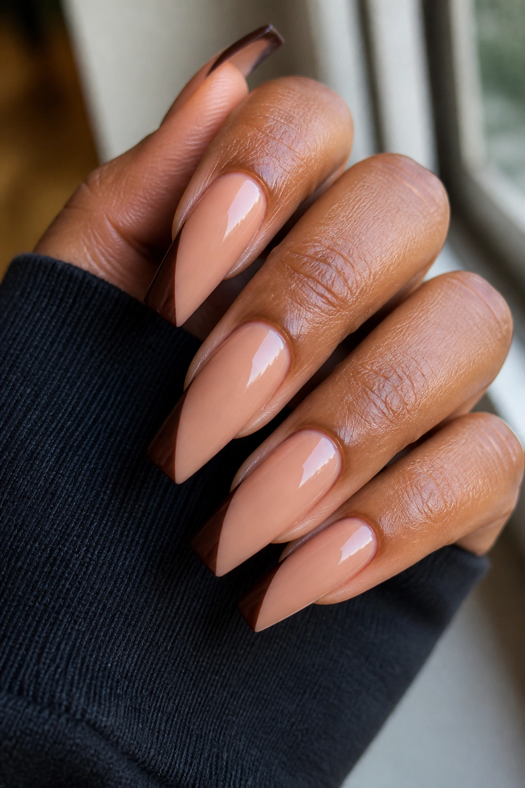 Espresso side-swept brown tips on long coffin nails